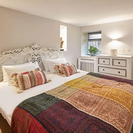 Host & - In The Key Of Sea *